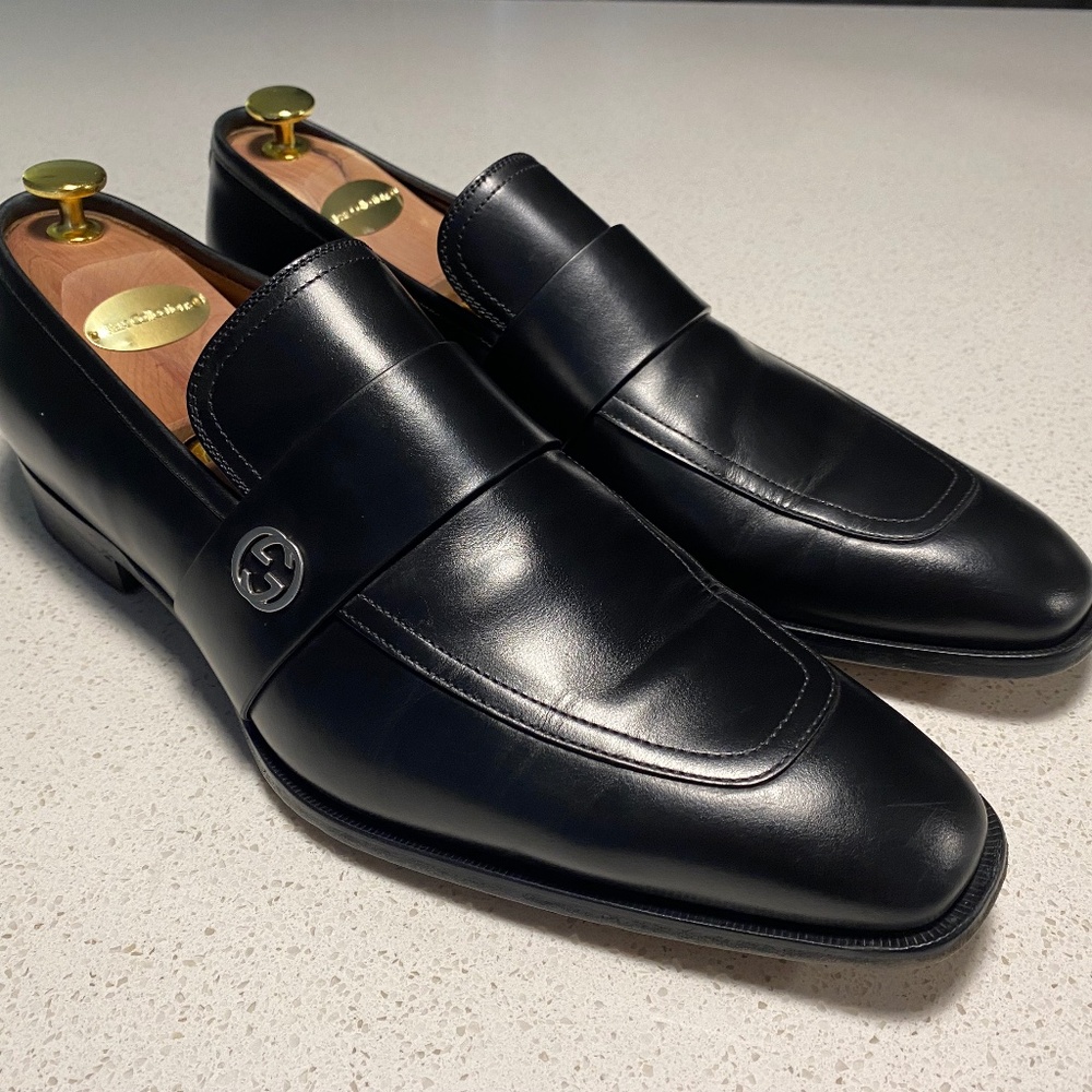Gucci Black Single Strap loafer w/ Gucci Logo silver Men US 9.5